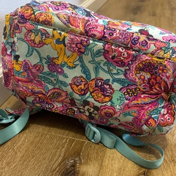Vera Bradley Disney Floral Cartoon Backpack Cooler Rare - Picture 5 of 6